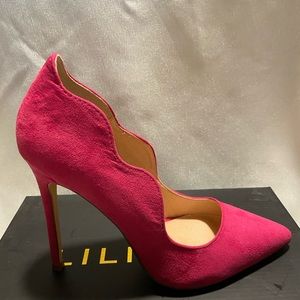 New Fuchsia Heels Sz 8 by Liliana